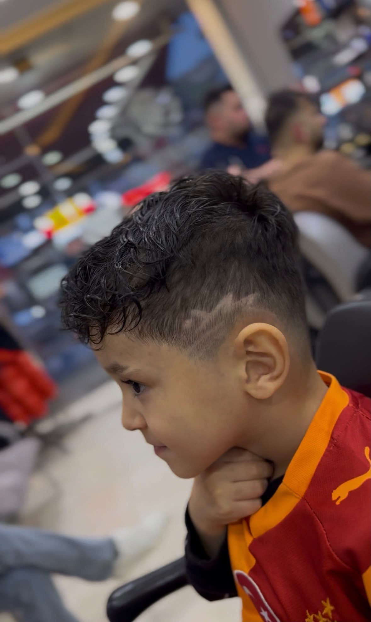 Çocuk fade kesim ve yan desen